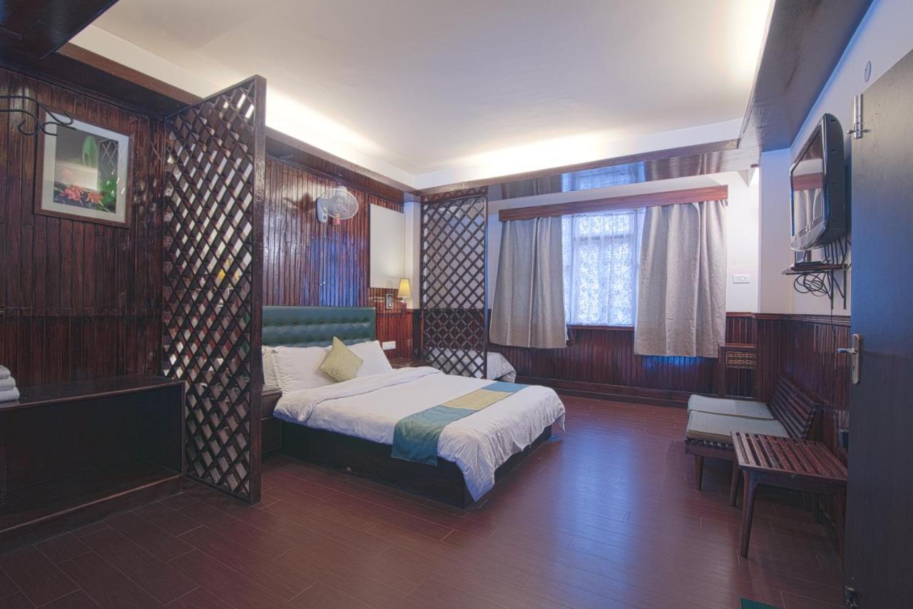 The Nettle And Fern Hotel Гангток Екстериор снимка